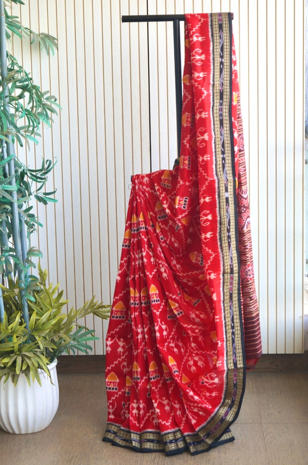 Odisha Ikkat Khandua Pure Silk Saree- Red