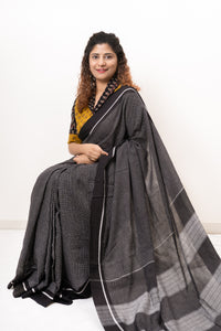 Black Patteda Anchu Cotton Saree With Black Border