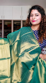 Load image into Gallery viewer, Pure Tissue Mulmul Handwoven Saree - Green Gold
