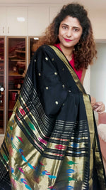 Load image into Gallery viewer, Cotton Paithani Saree With Traditional Double Pallu- Black
