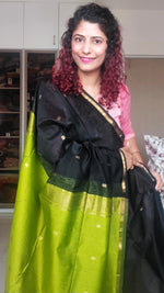 Load image into Gallery viewer, Maheshwari Silk Cotton Saree - Black
