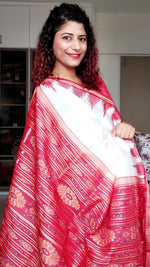 Load image into Gallery viewer, Bandha Border Khandua Ikkat Silk Saree - Off White Red
