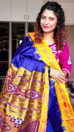 Load image into Gallery viewer, Bandha Border Khandua Ikkat Silk Saree - Purple Blue
