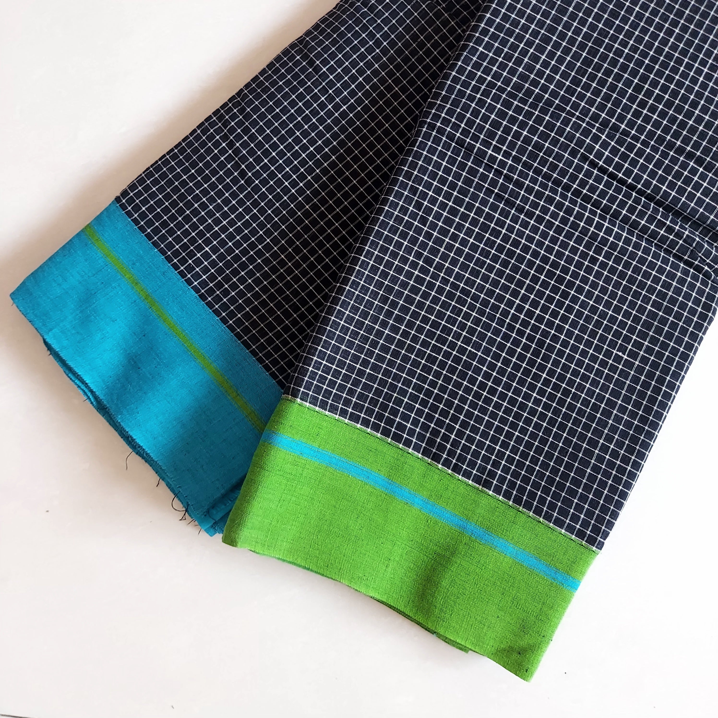 Black Patteda Anchu Cotton Saree With Ganga Jamuna Border- Blue Green