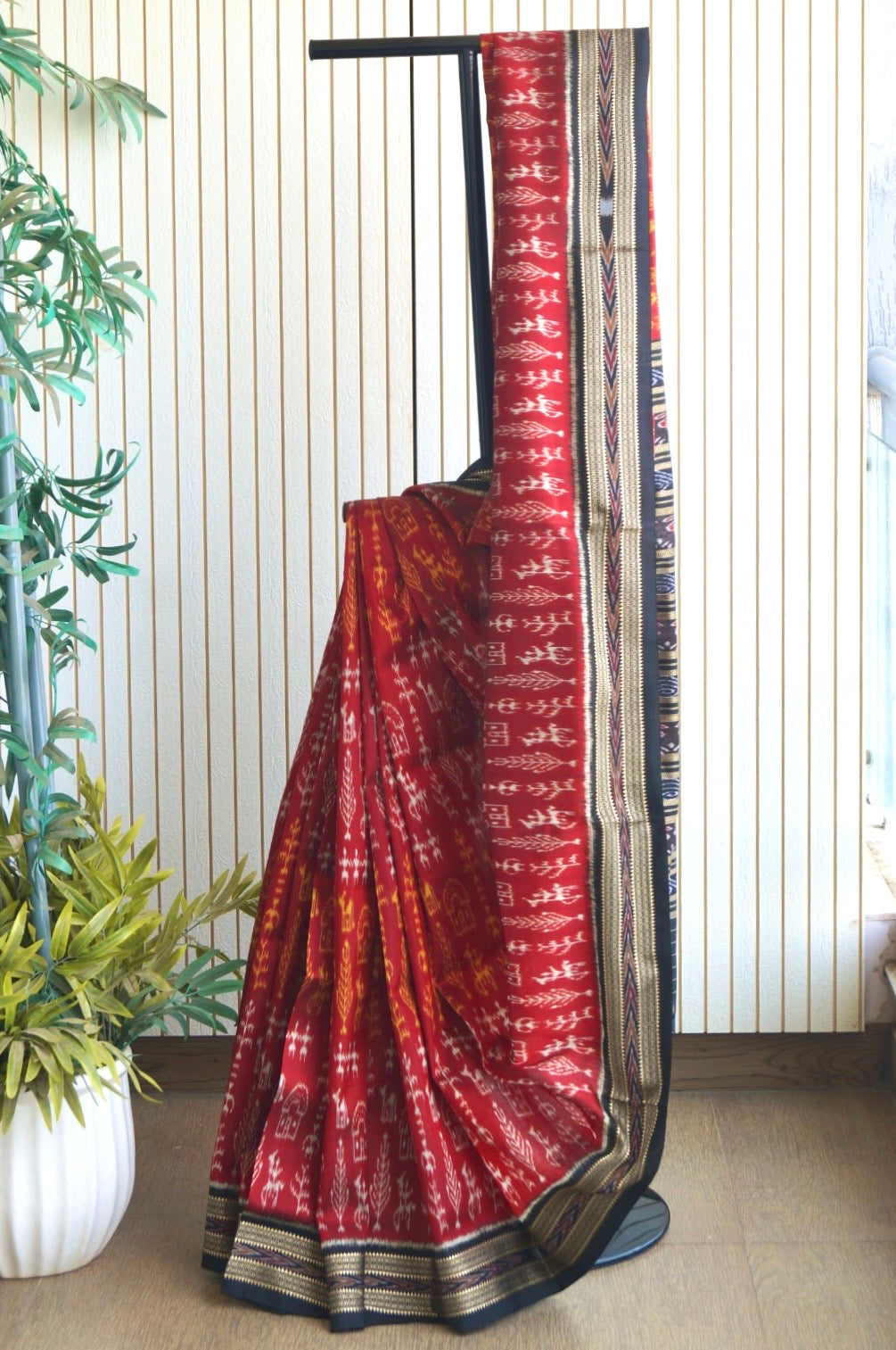 Odisha Ikkat Khandua Pure Silk Saree- Deep Red
