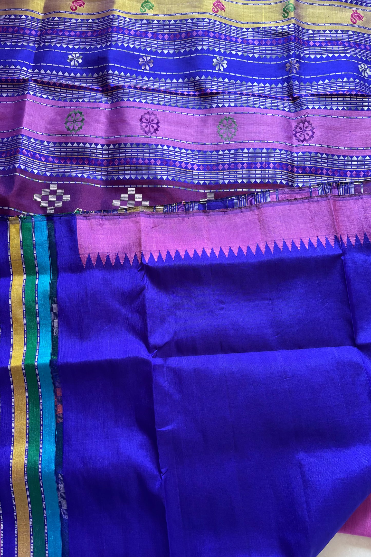 Exclusive Double Pallu Berhampuri Pure Silk Patta Saree - Pink & Purple
