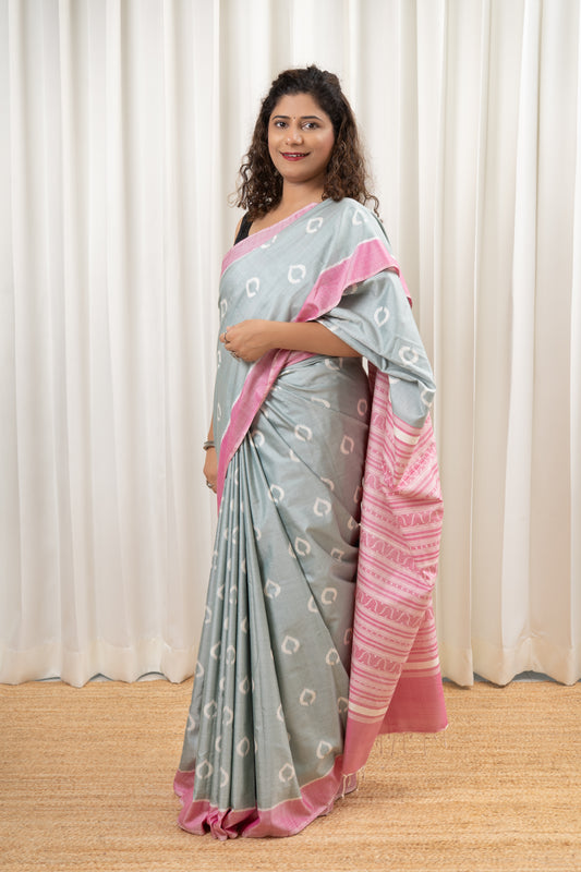 Exclusive Odisha Ikkat Pure Eri Silk Saree - English Green