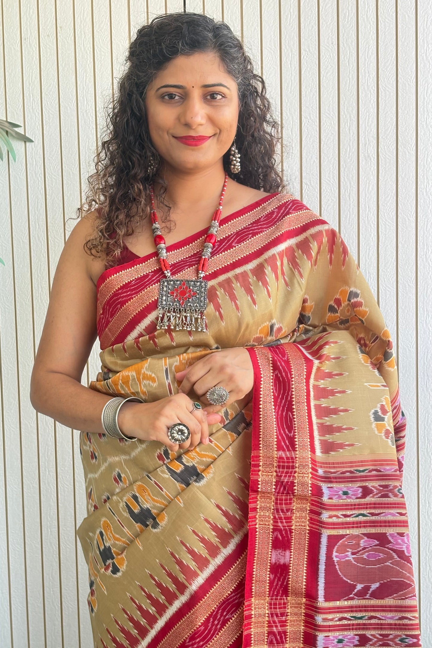 Exclusive Pure Khandua Silk Saree-Light Gold