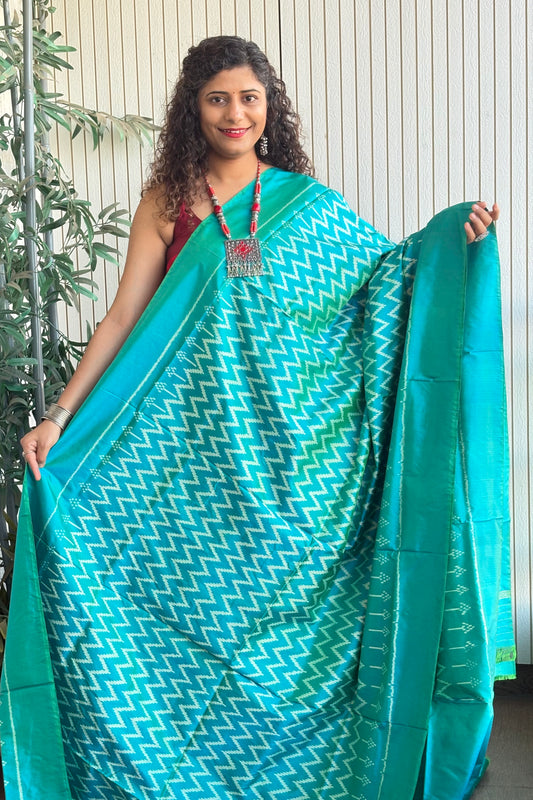 Handwoven Pochampally Ikkat Pure Silk Saree- Shot Sea Green