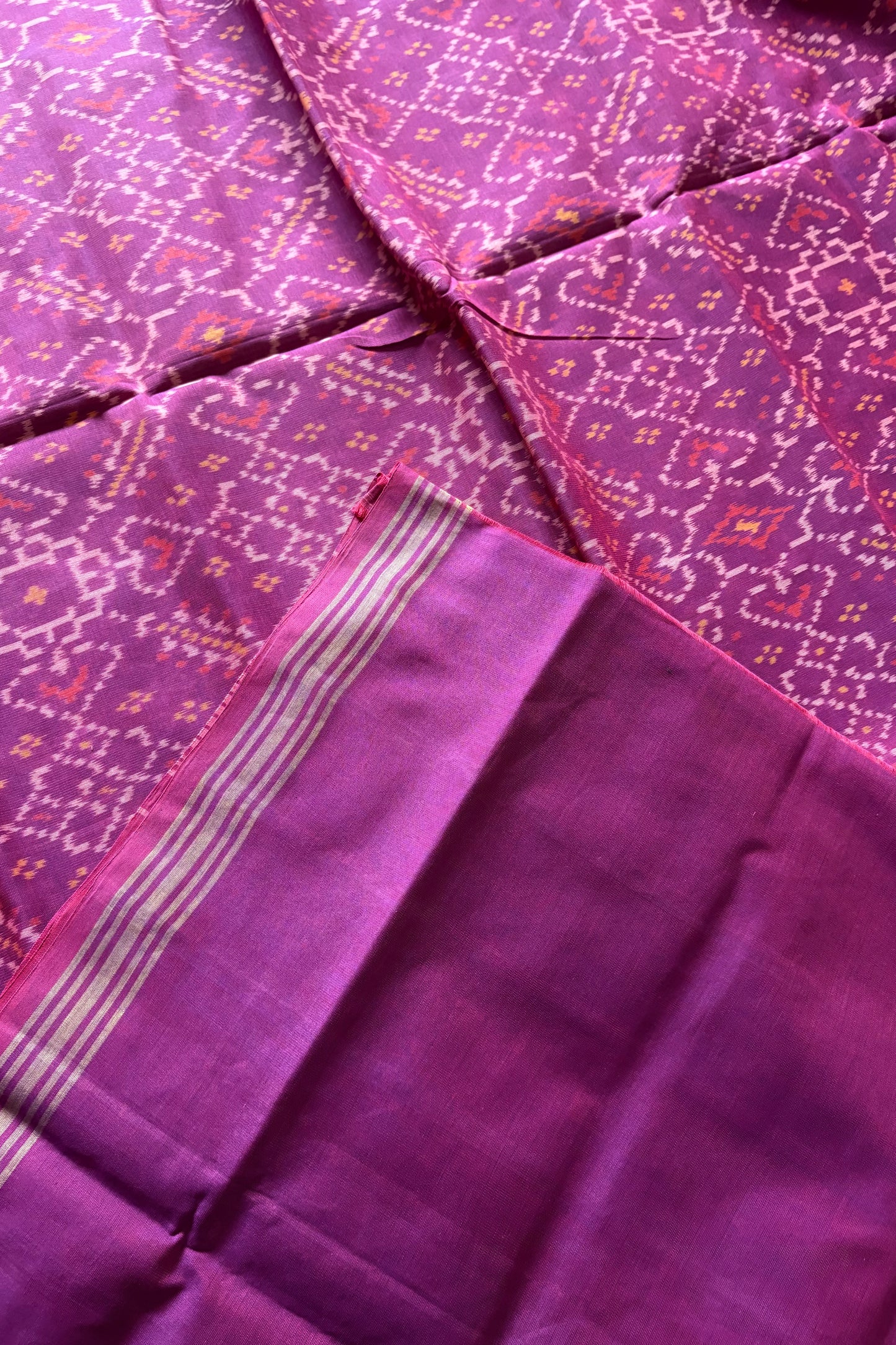 Single Ikkat Patola Saree - Dual Tone Purple