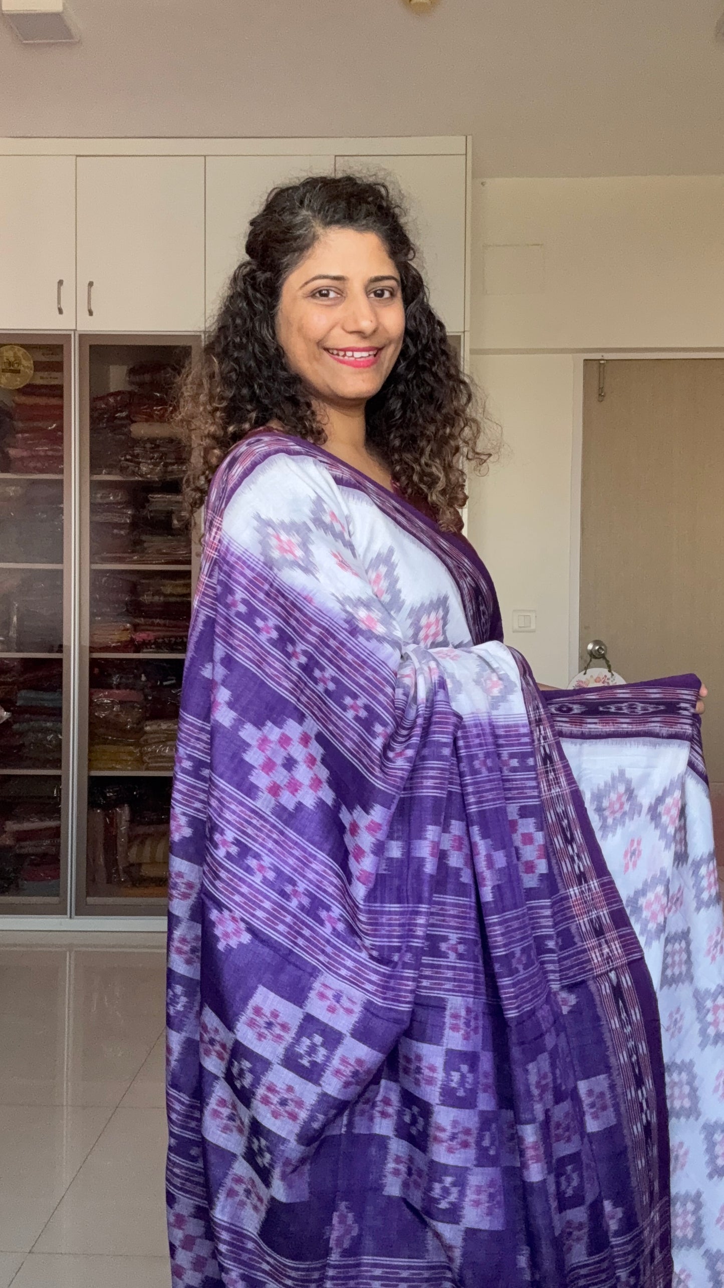 Odisha Ikkat Khandua Cotton Saree- White-Purple