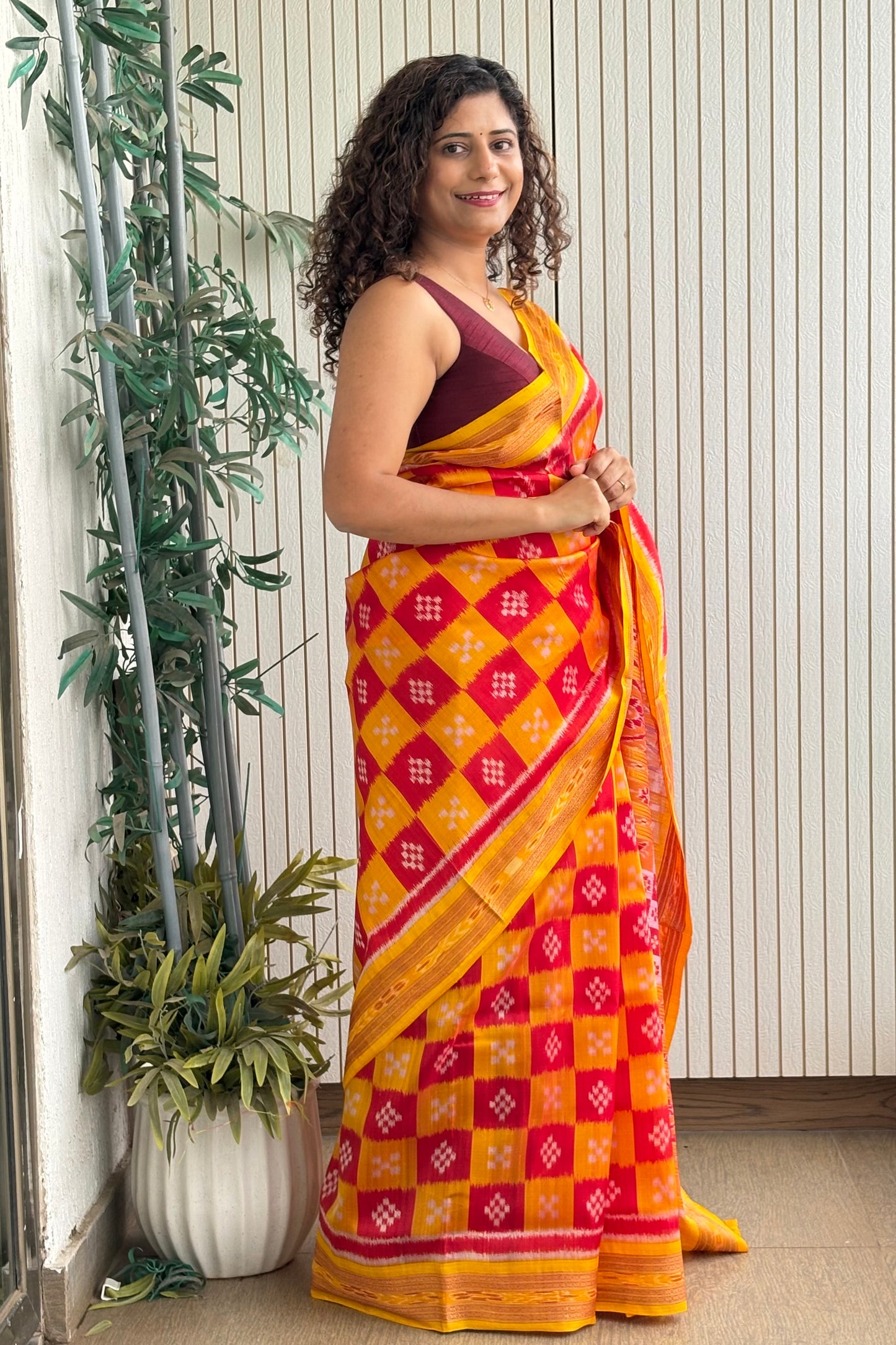 Pasapali Body Khandua Silk Saree- Yellow-Red