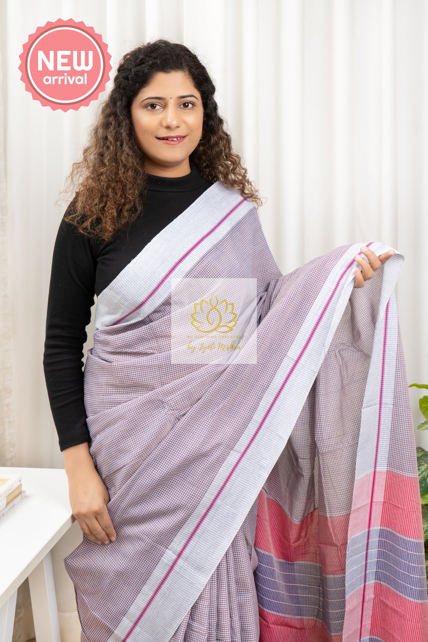 Bluish Grey Patteda Anchu Cotton Saree With Border