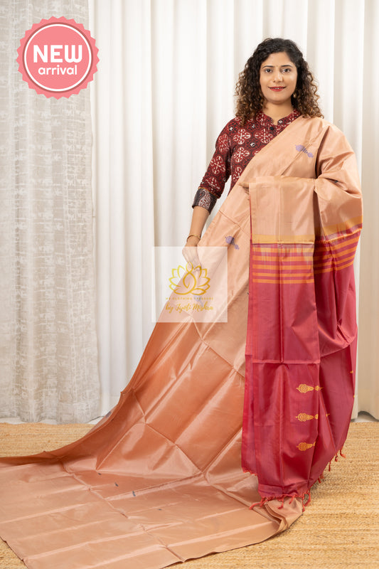 Handwoven Banana Pith Silk Saree With Blouse Piece Saree