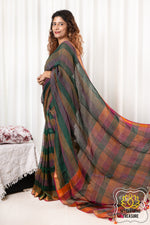 Load image into Gallery viewer, Zari Border Striped Body Linen Saree - Rama Green
