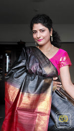 Load image into Gallery viewer, Pure Ghichha Tussar Silk With Zari Border-Black Red Saree
