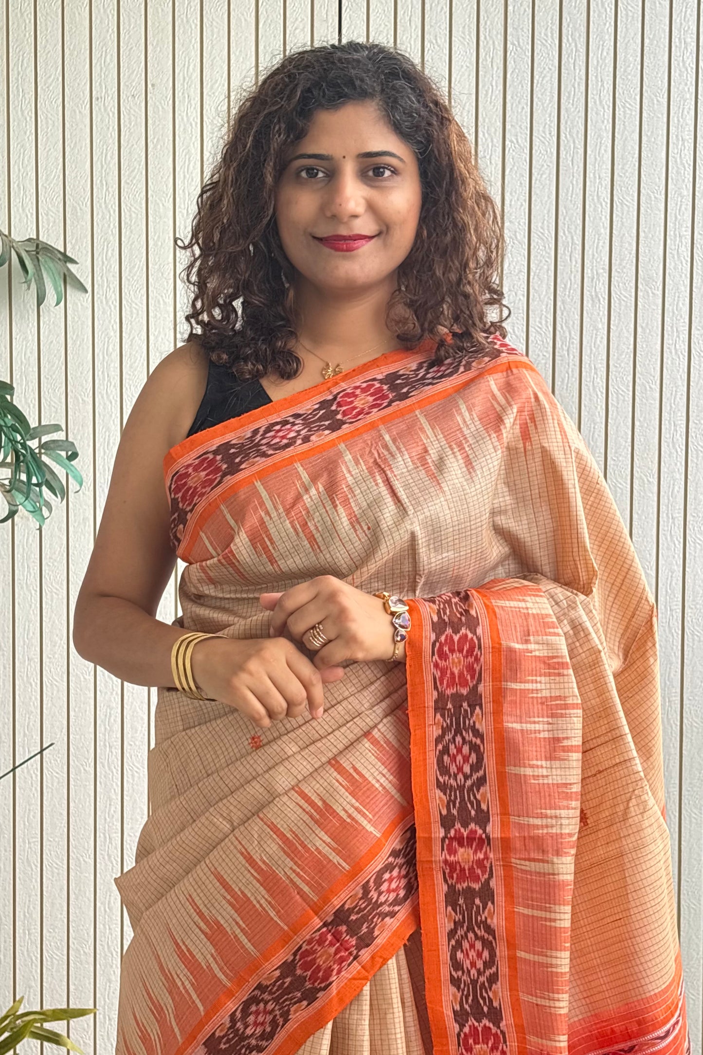Nuapatna Ikkat Tussar (Matha) Silk Saree: Beige