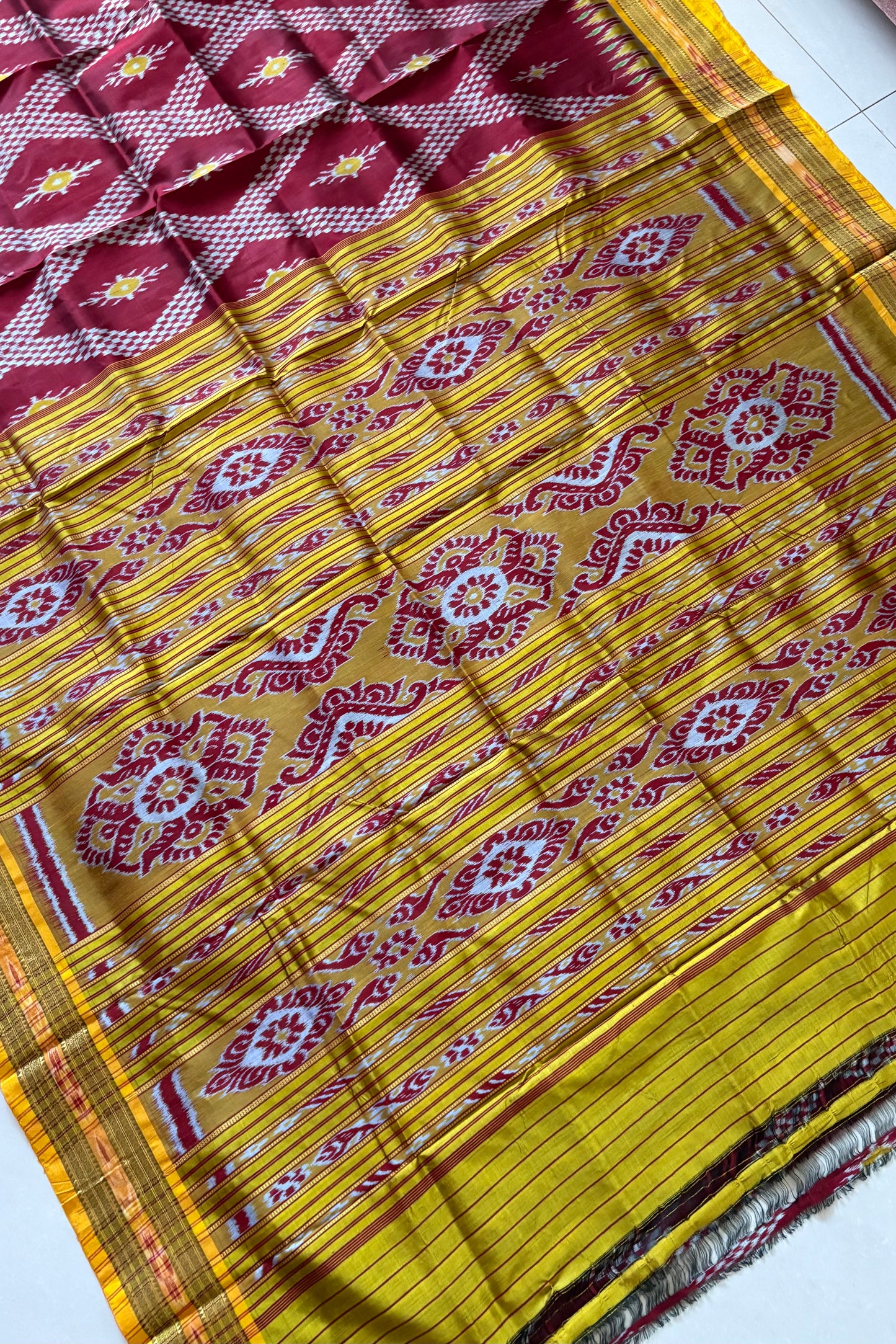 Exclusive Odisha Ikkat Nuapatna Silk Saree - Tarabali