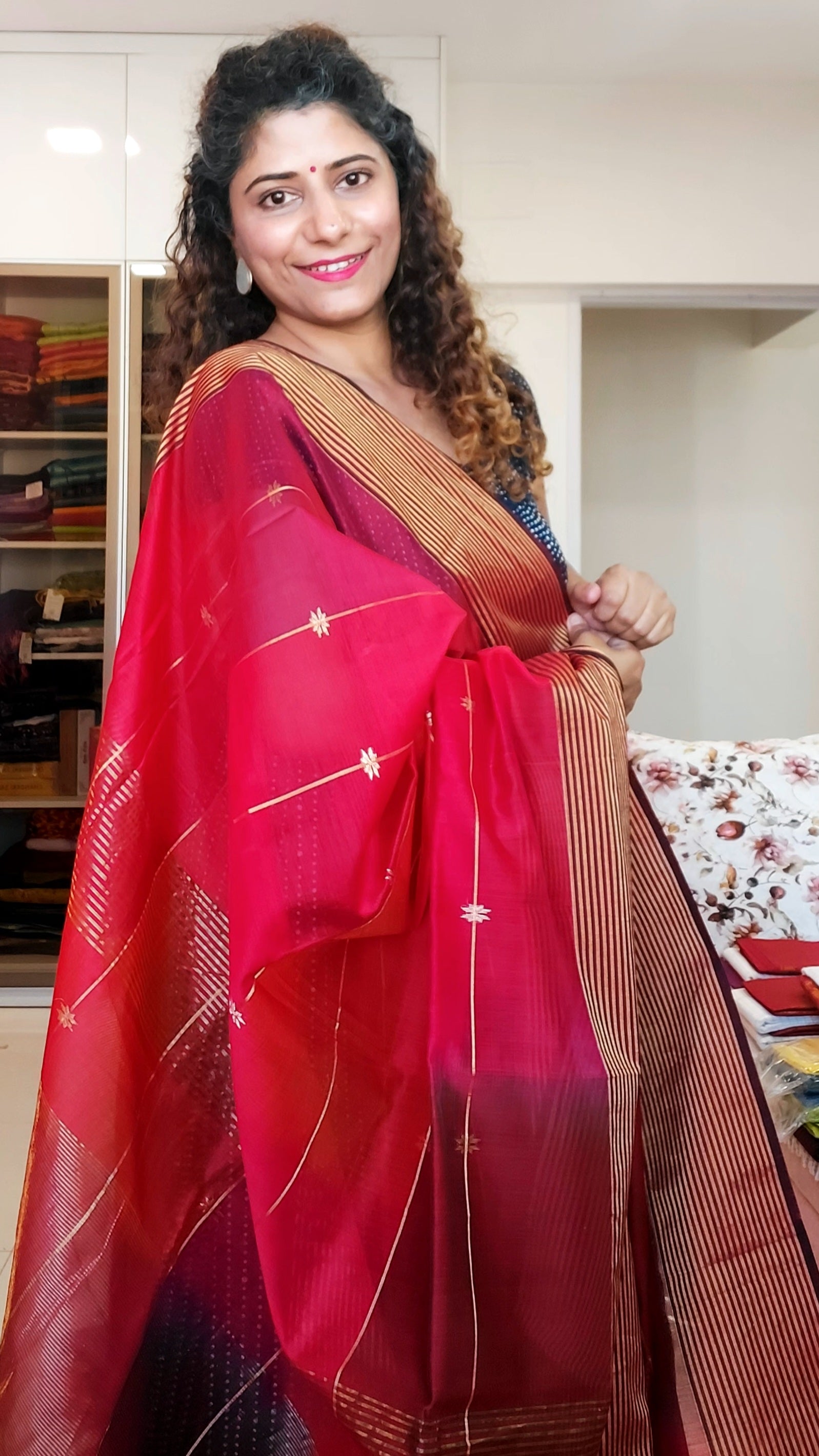 Maheshwari Silk Cotton Ombre Saree - Red