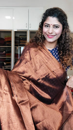 Load image into Gallery viewer, Pure Tissue Mulmul Handwoven Saree - Black Copper
