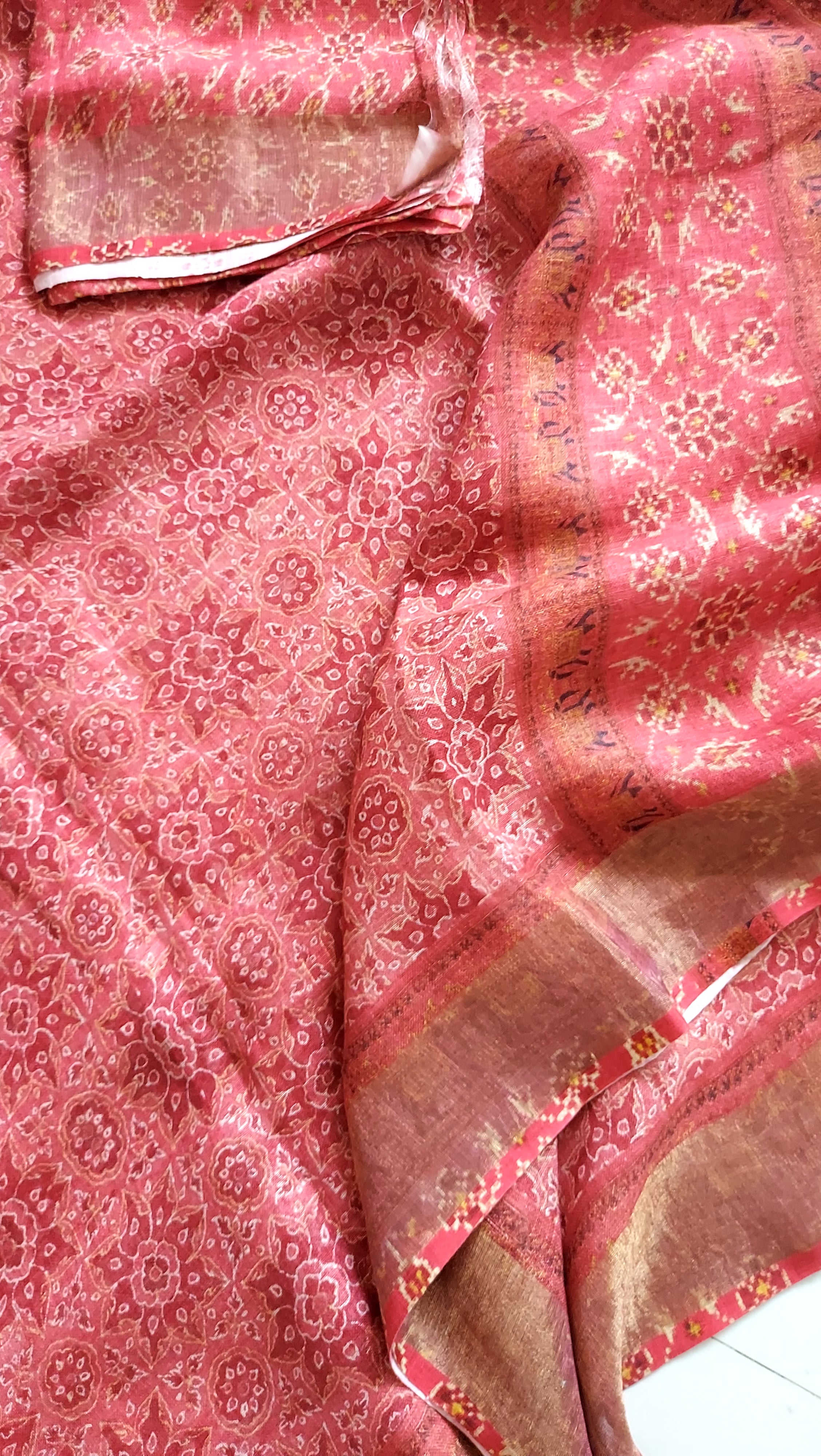 Pure Linen Digital Print Saree in Hues of Red