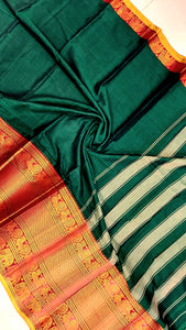 Narayanpet Mercerized Cotton Saree With Zari Border - Green 2