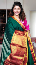 Load image into Gallery viewer, Narayanpet Mercerized Cotton Saree With Zari Border - Green 2
