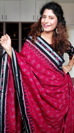 Load image into Gallery viewer, Odisha Ikkat Khandua Cotton Saree - Deep Red-Black
