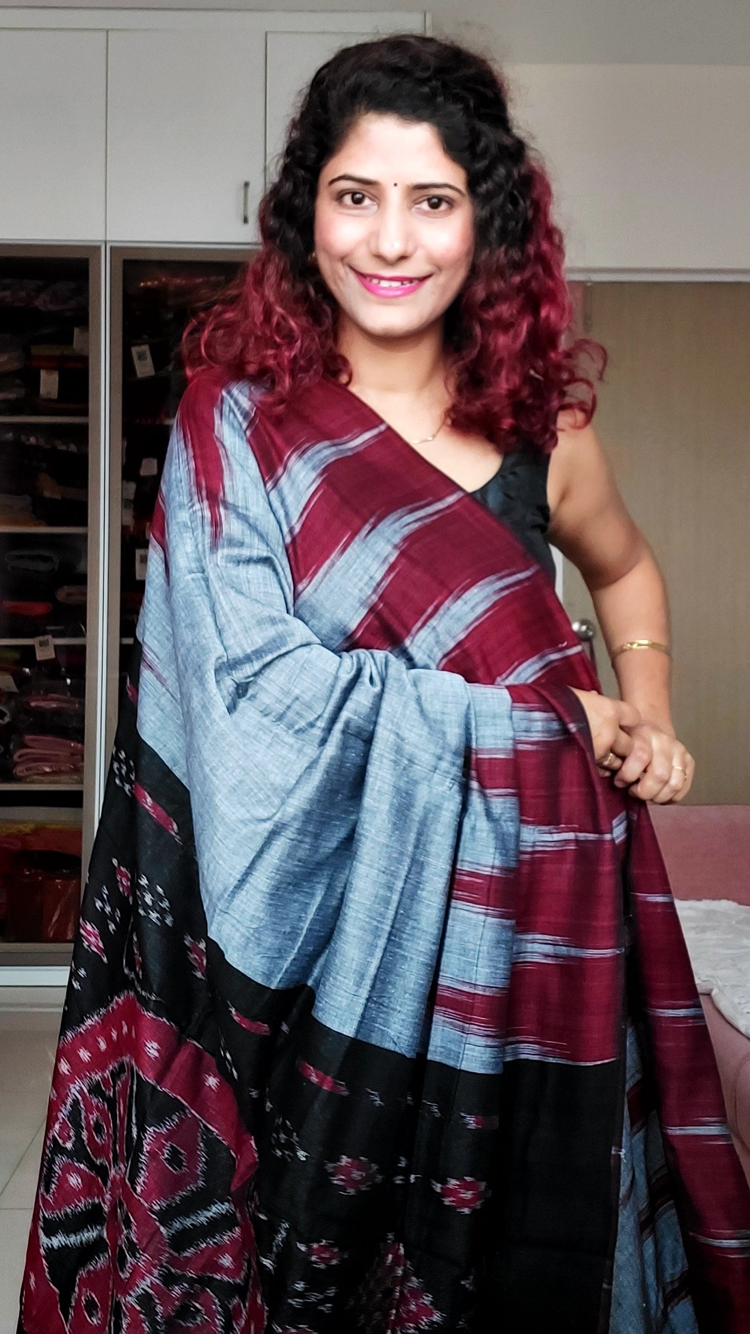 Kargil Cotton Saree- Grey Maroon