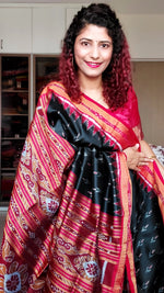 Load image into Gallery viewer, Odisha Ikkat Khandua Silk Saree - Mayura Chandrika- Black
