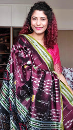 Load image into Gallery viewer, Odisha Ikkat Khandua Silk Saree- Coffee
