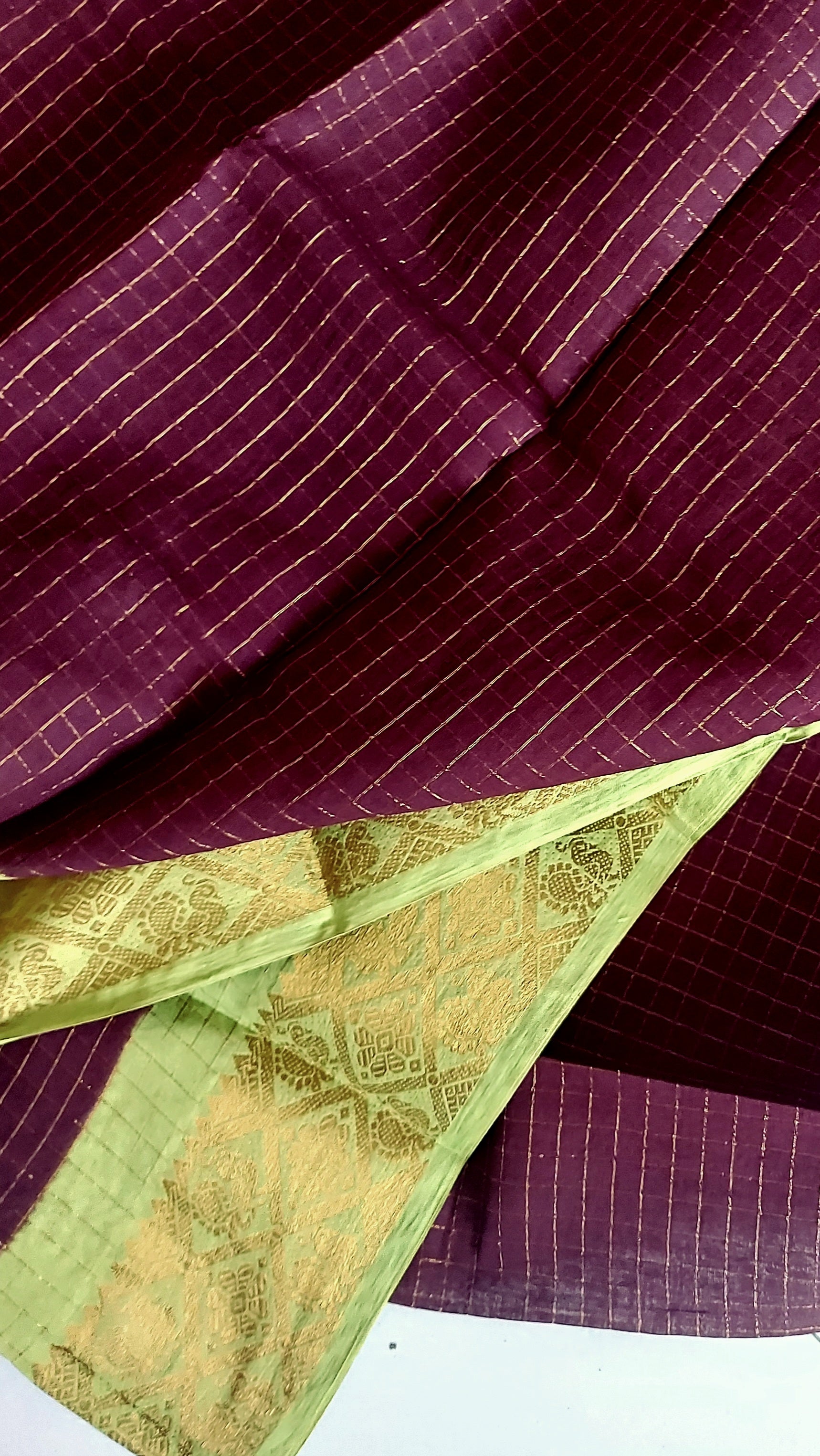 Madurai Sungudi Cotton Saree - Dark Coffee and Green