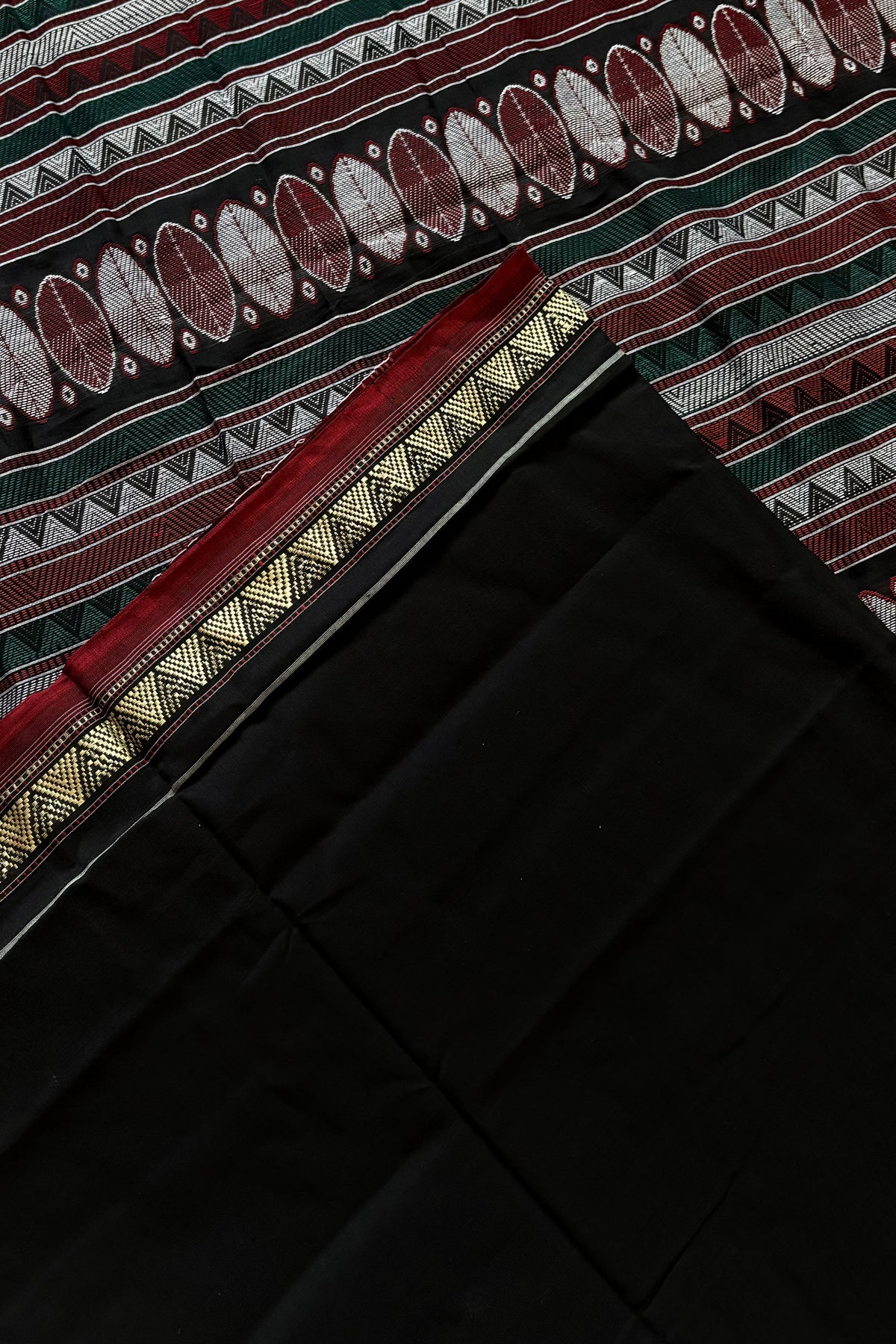 Sambalpuri Pure Cotton Dongariya Saree - Black