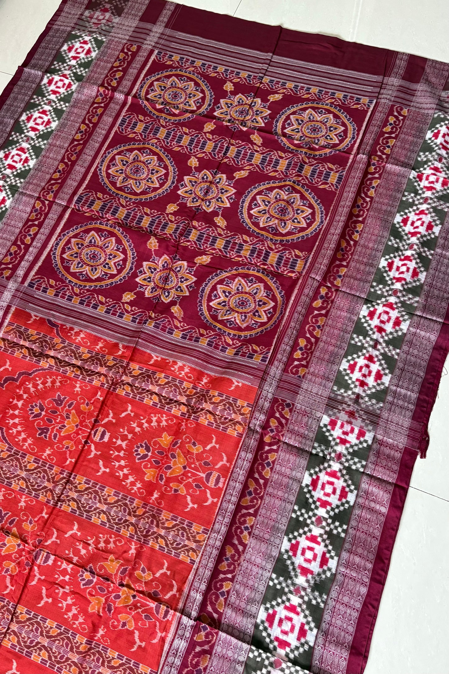 Exclusive Curvilinear Sambalpuri Ikkat Pure Cotton Saree : Rust Orange & Olive