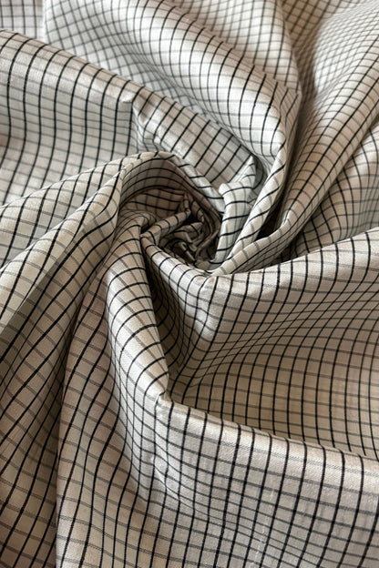 Sachipaar Khandua Silk Saree: White & Black