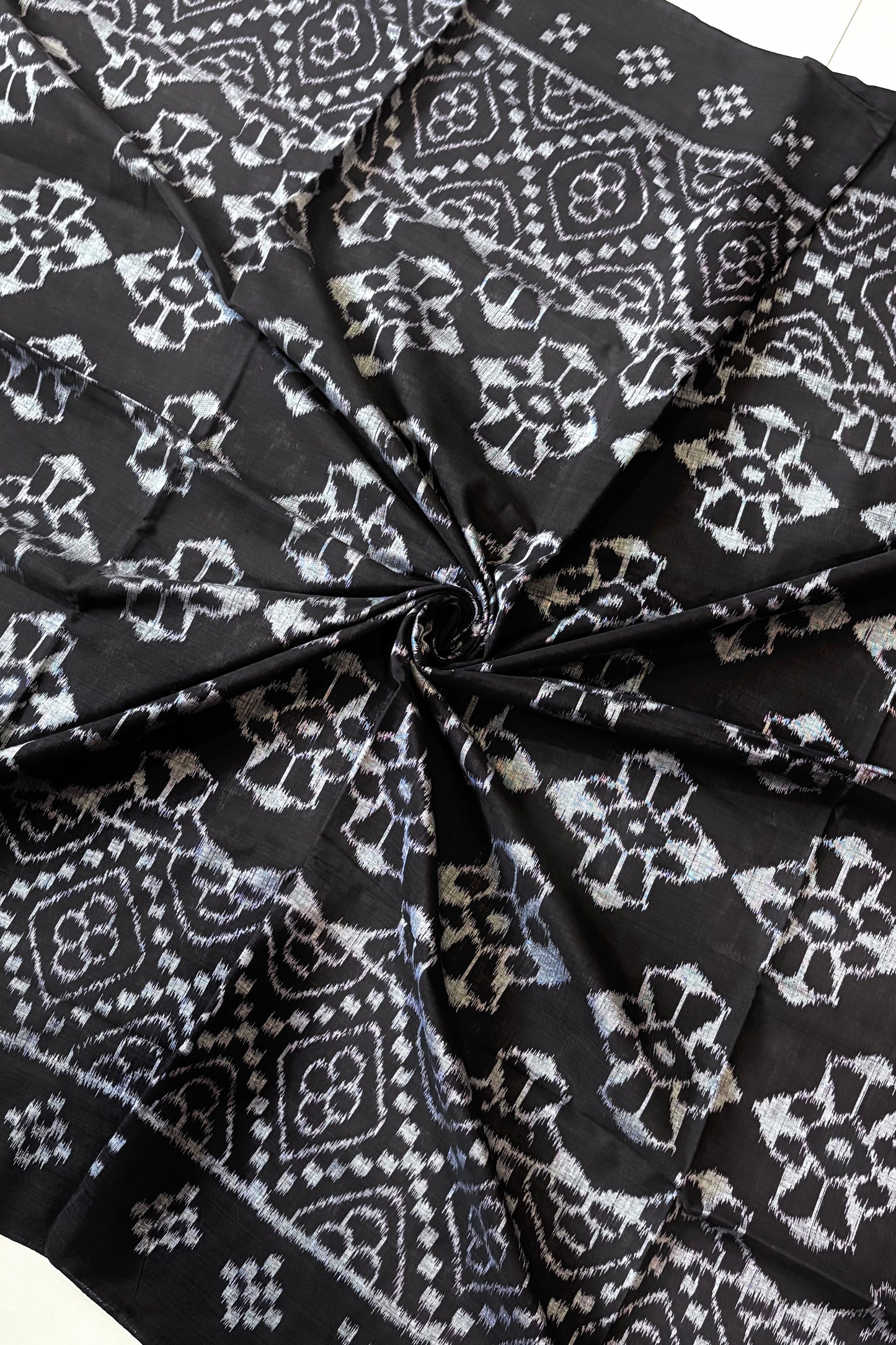 Odisha Ikkat Khandua Cotton Saree -Black