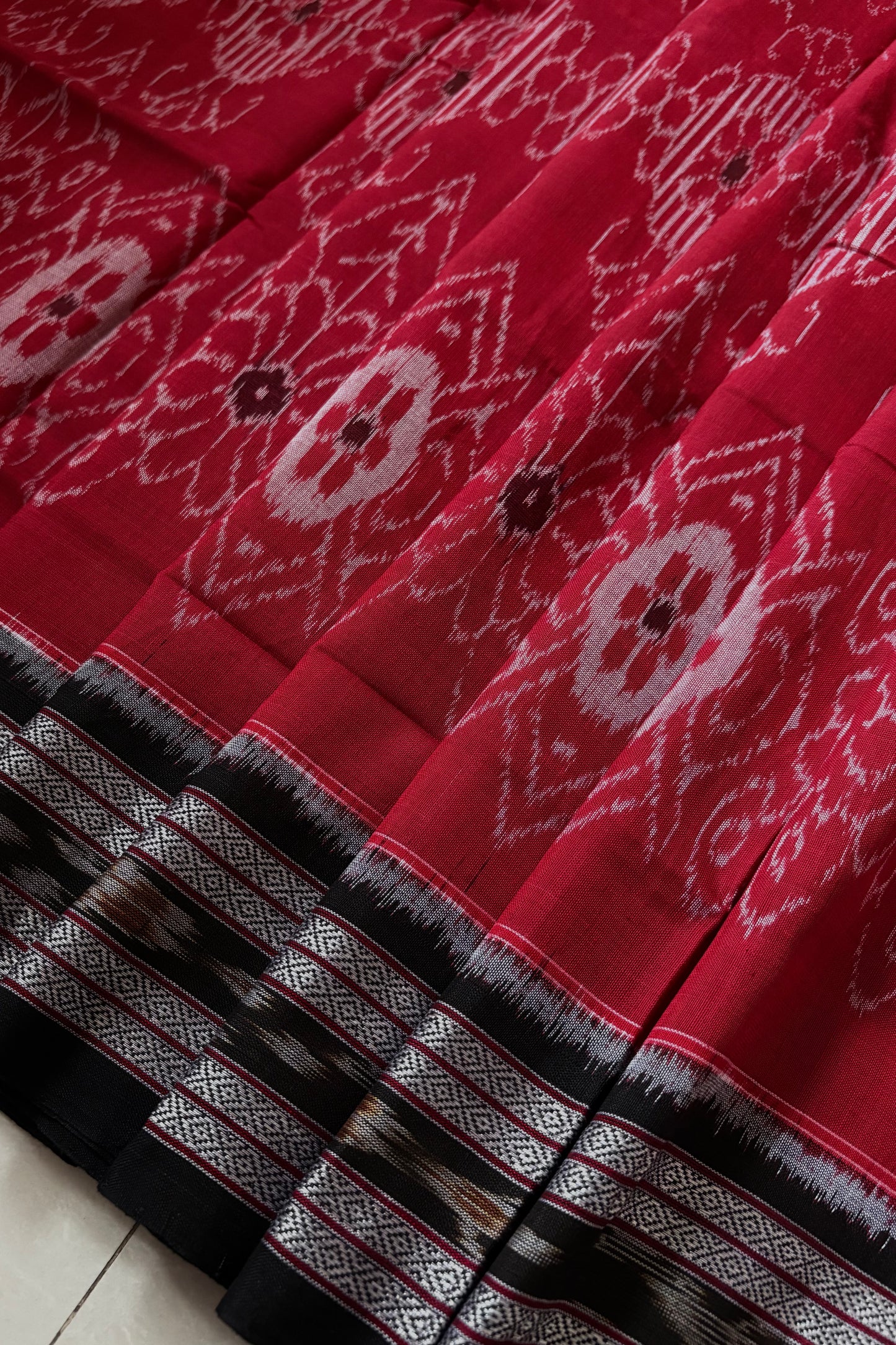 Odisha Ikkat Khandua Cotton Saree - Maroon