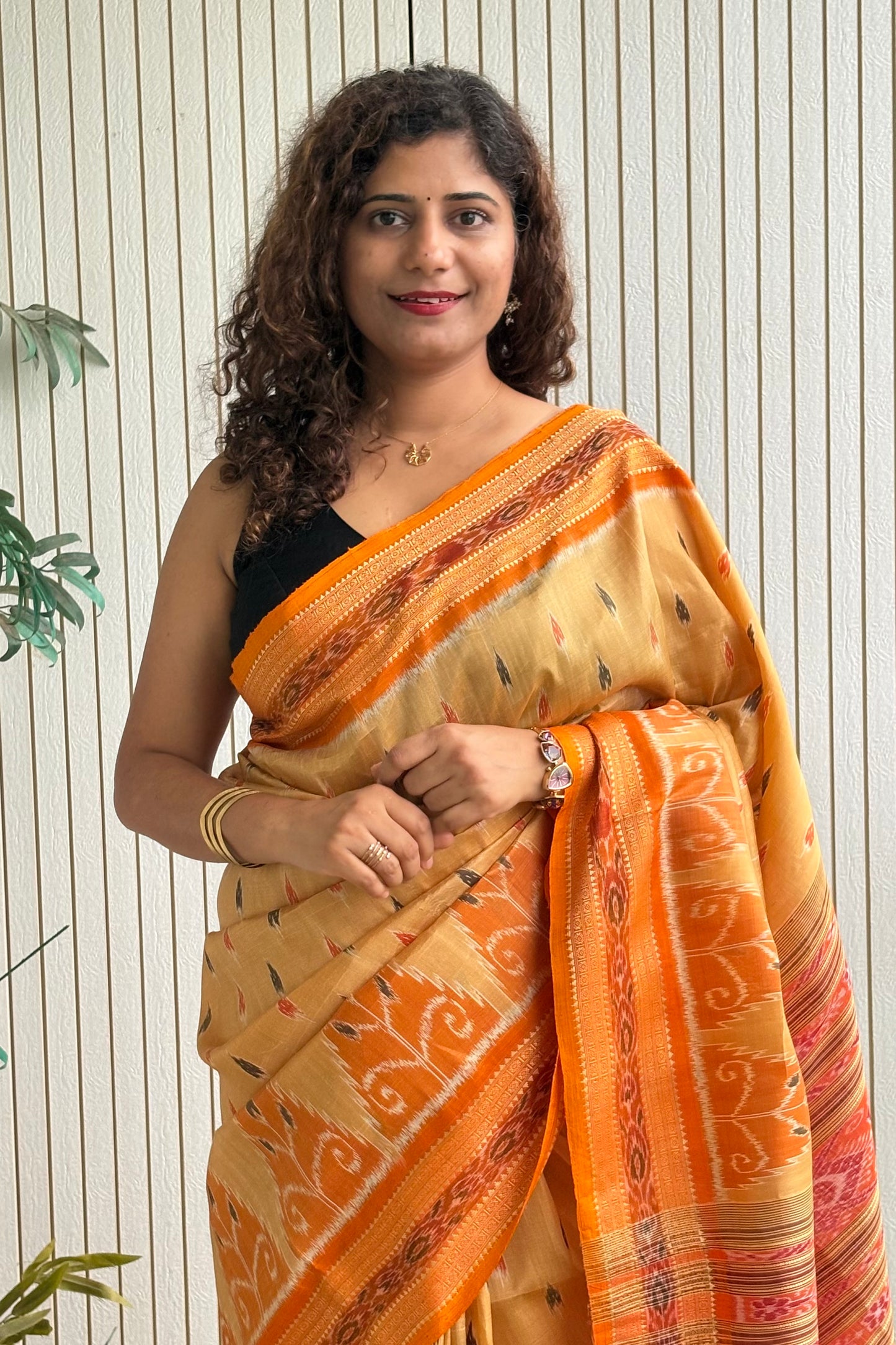 Odisha Ikkat Khandua Pure Silk Saree- Pastel Orange