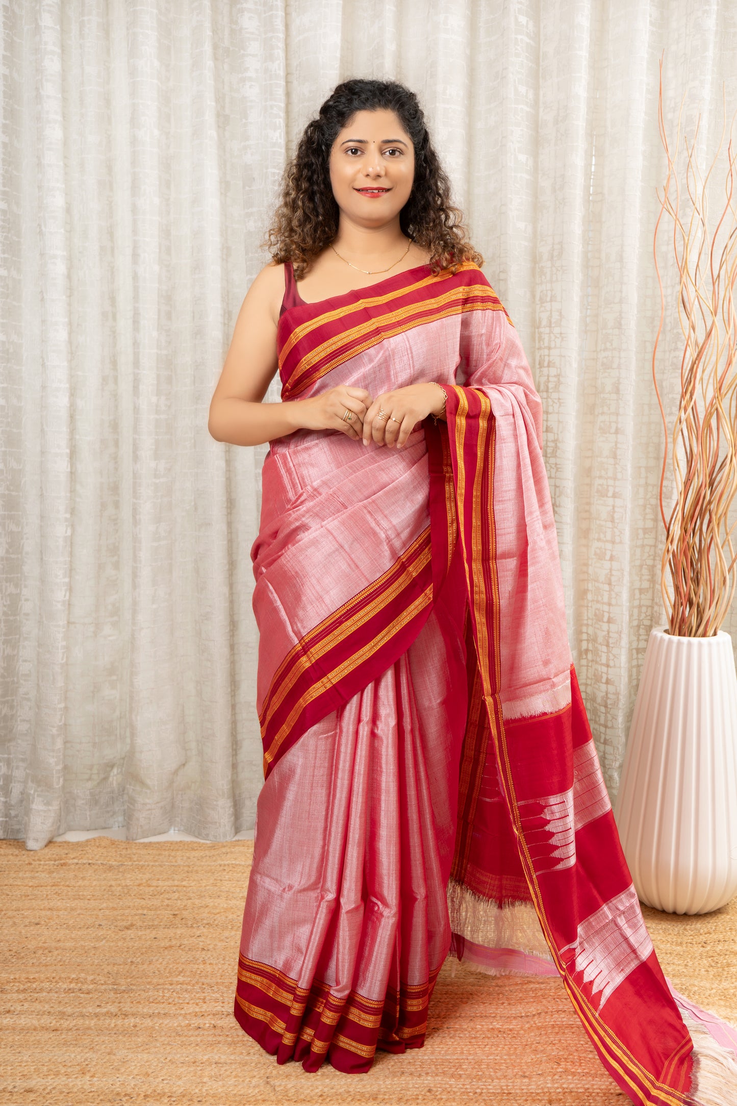 Ilkal Visose Silk Cotton Saree- Pink and Red