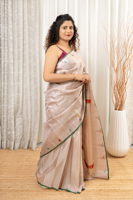 Handwoven Gadwal Pure Silk Saree - Sandy Beige