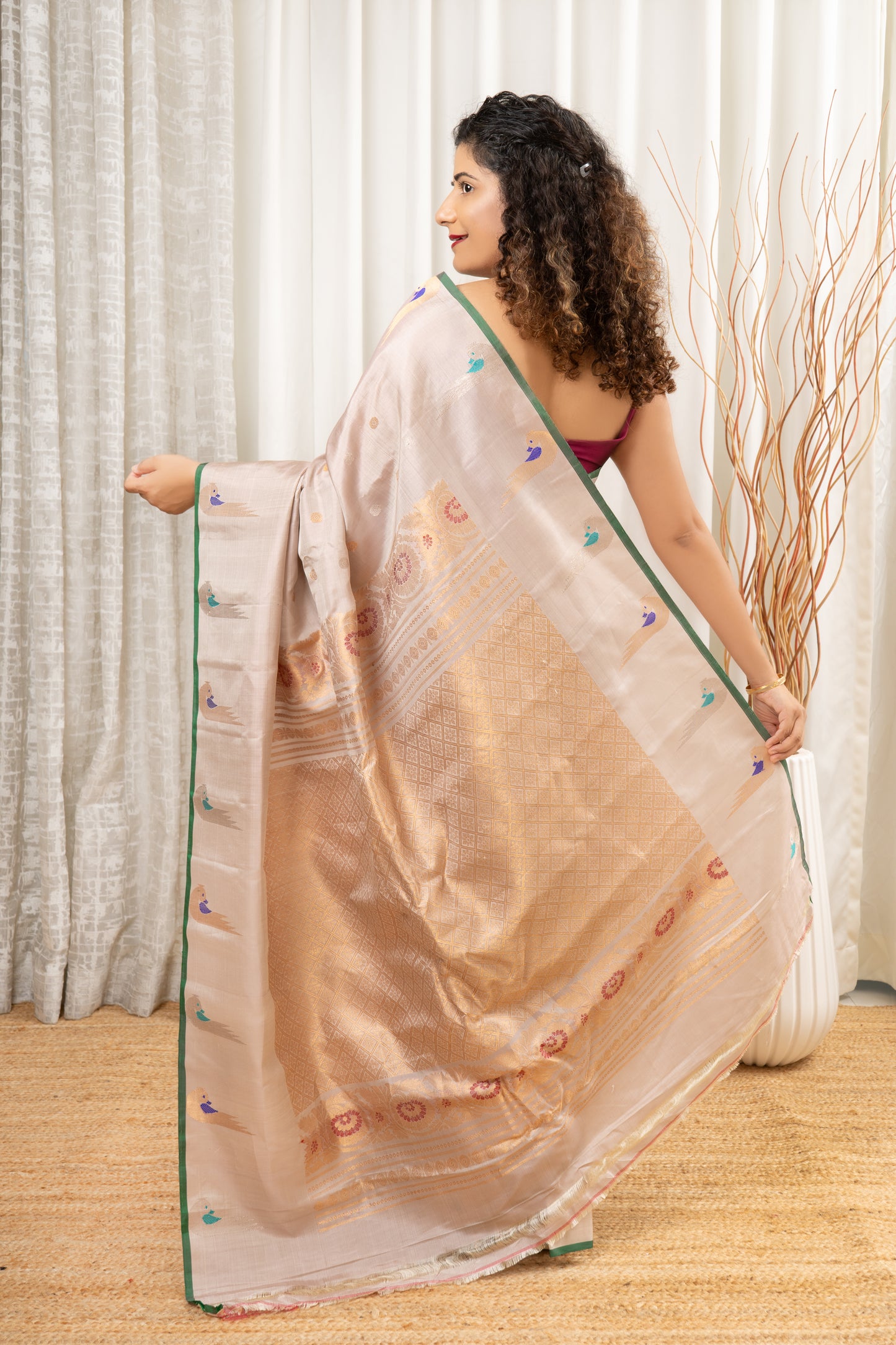 Handwoven Gadwal Pure Silk Saree - Sandy Beige