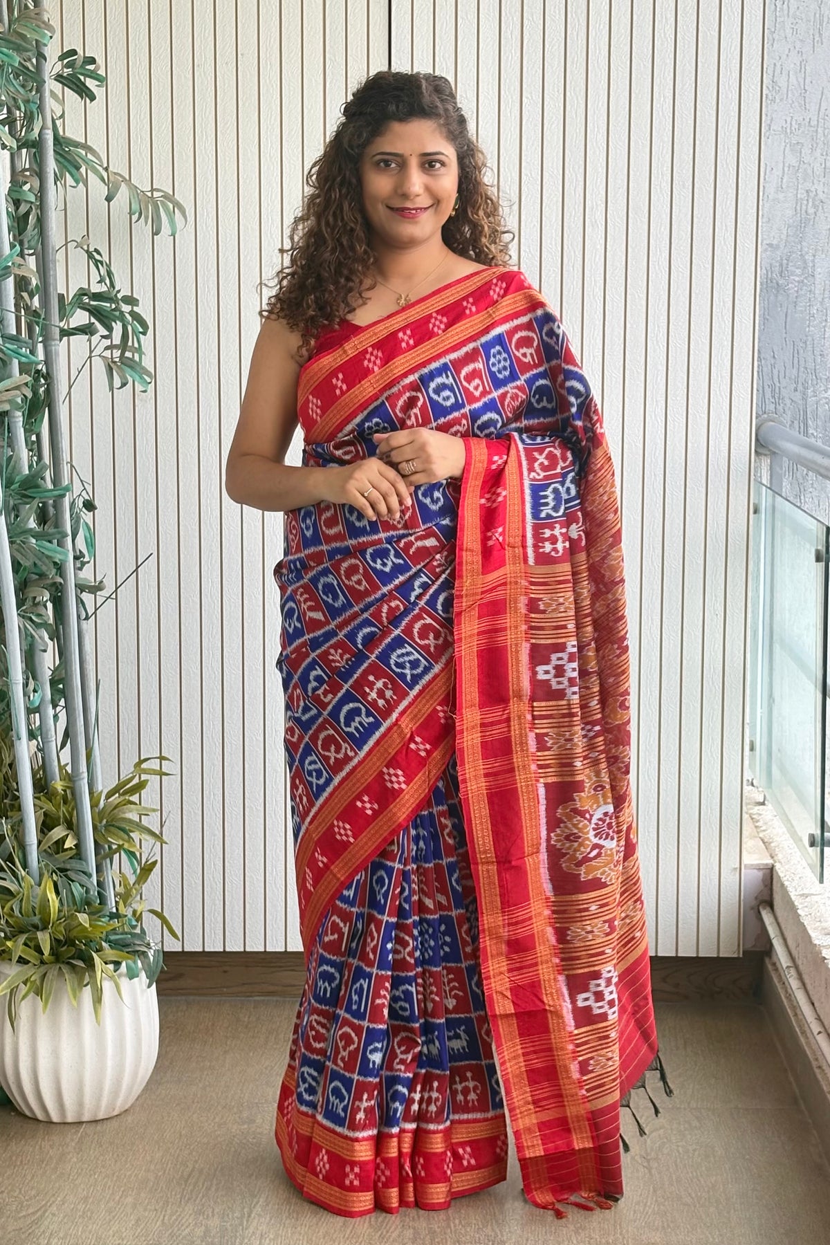 Exclusive Varnamala Odisha Ikkat Khandua Silk Saree - Navy and Red