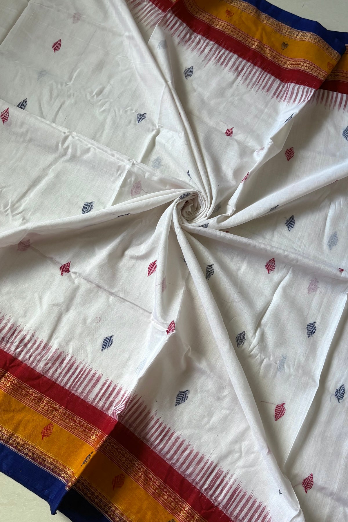 Sambalpuri Pure Cotton Kathifera Saree - White
