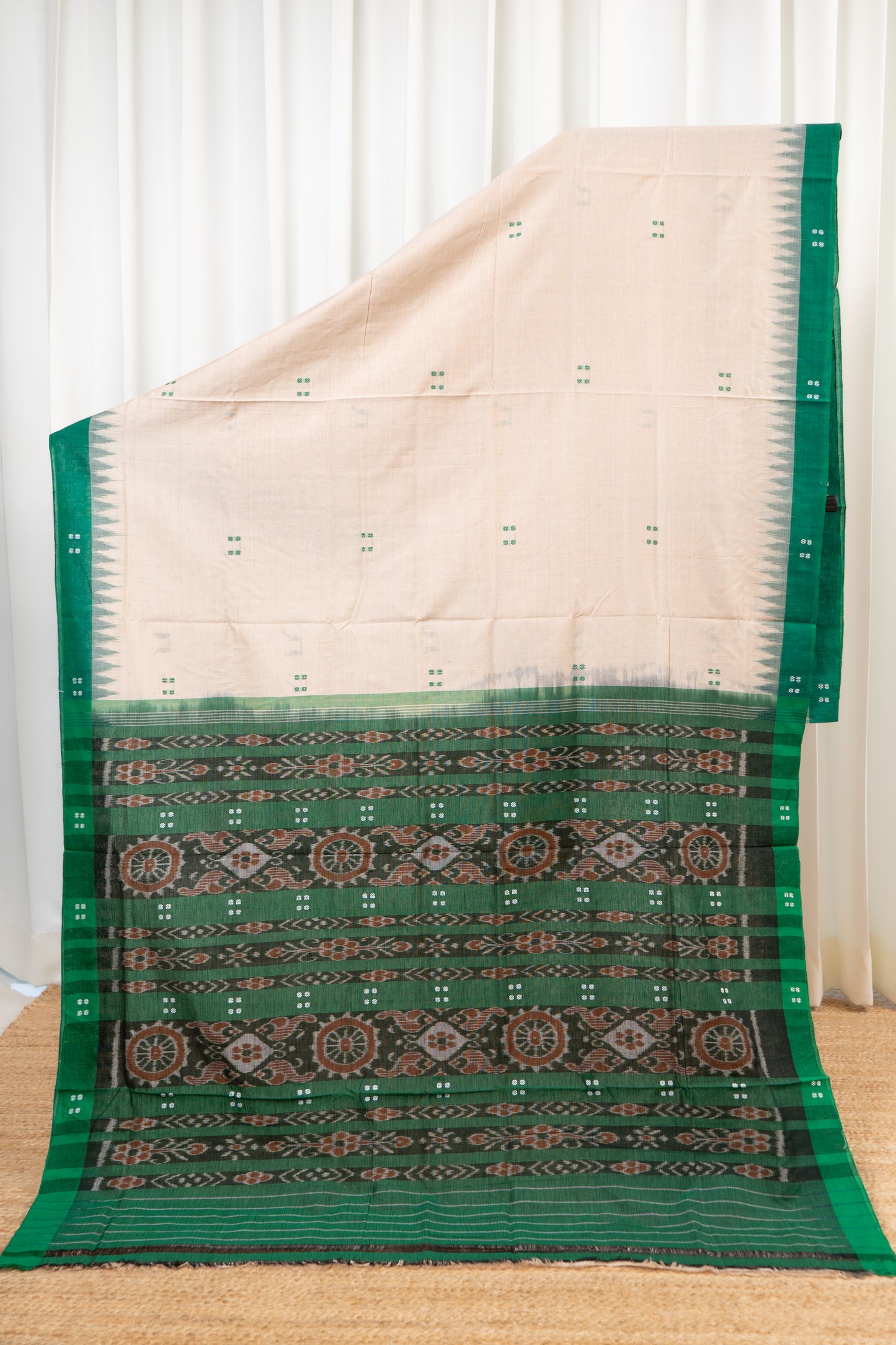 Ek Phulia Cotton Saree-Beige and Green