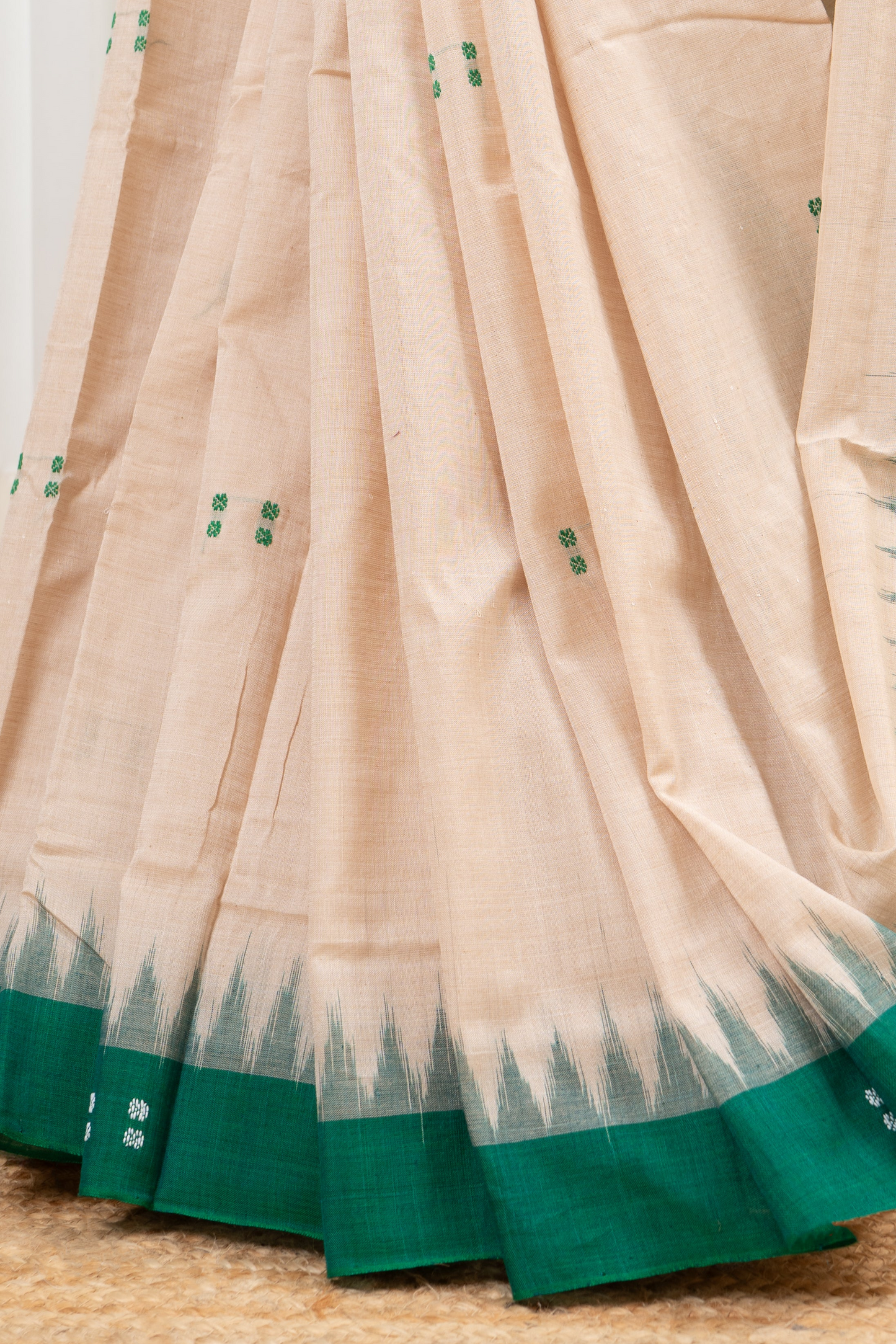 Ek Phulia Cotton Saree-Beige and Green