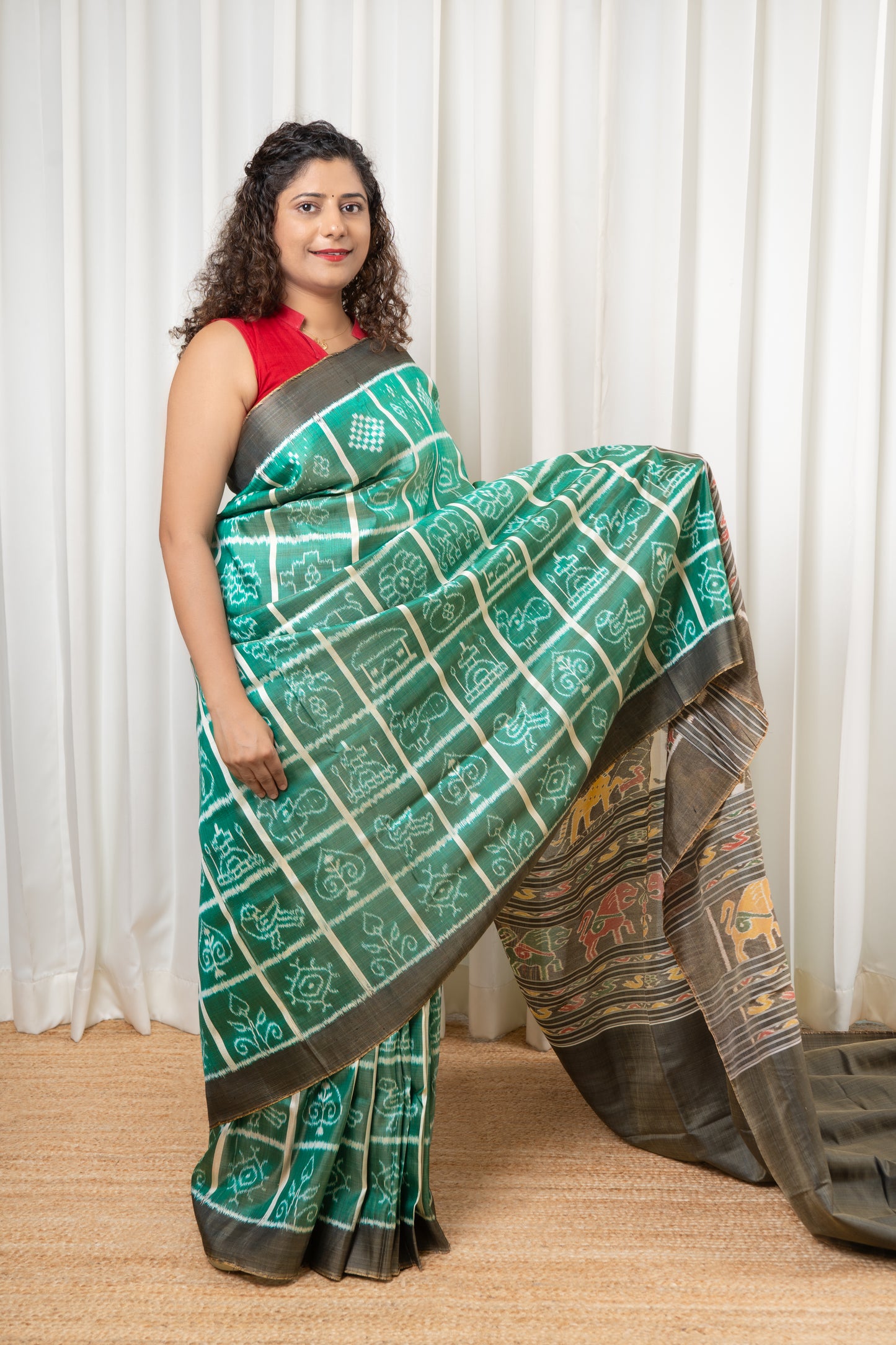 Nabakothi Khandua Ikkat Silk Saree: Dual tone english Green