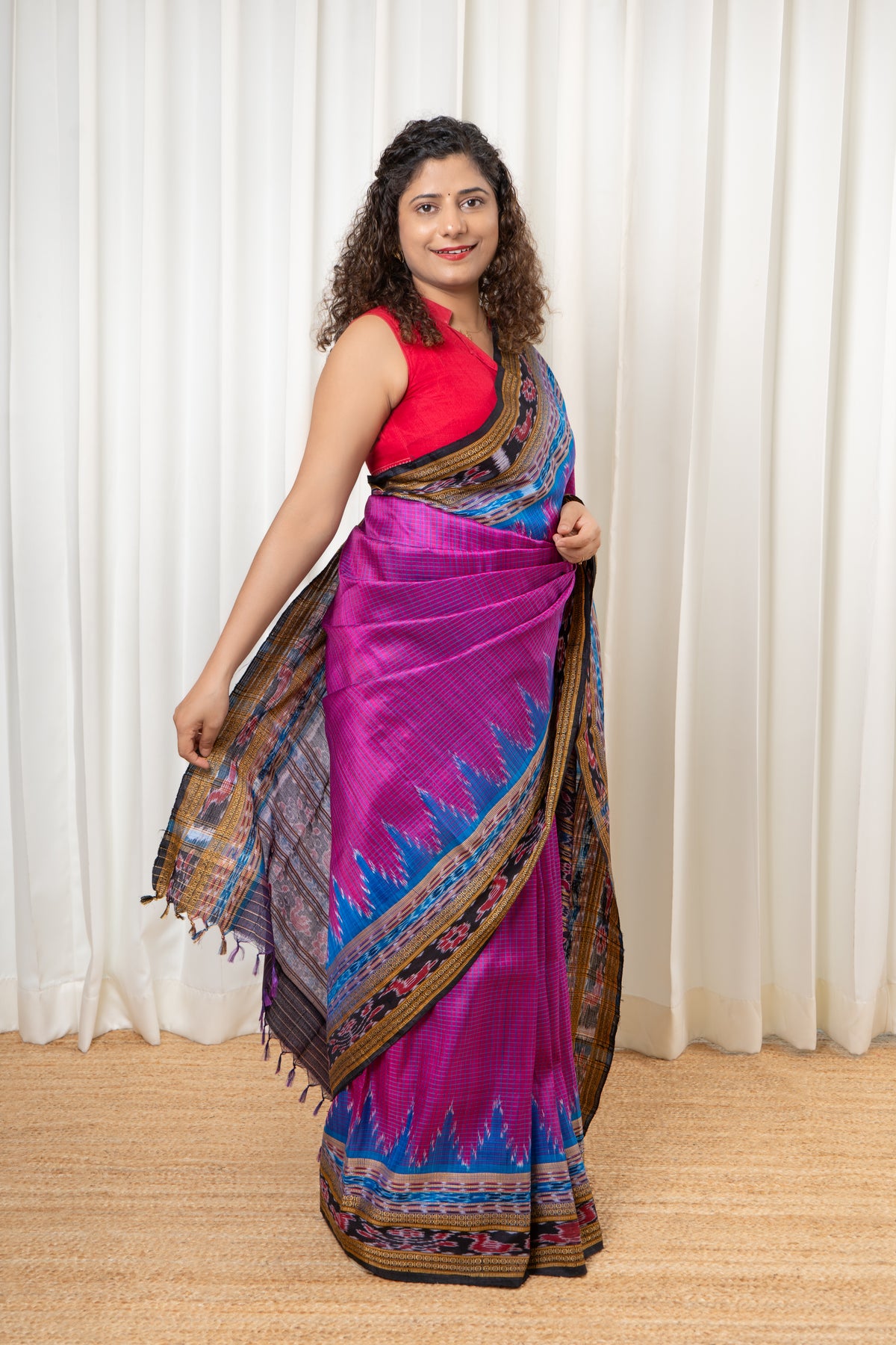Sachipaar Khandua Silk Saree: Magenta