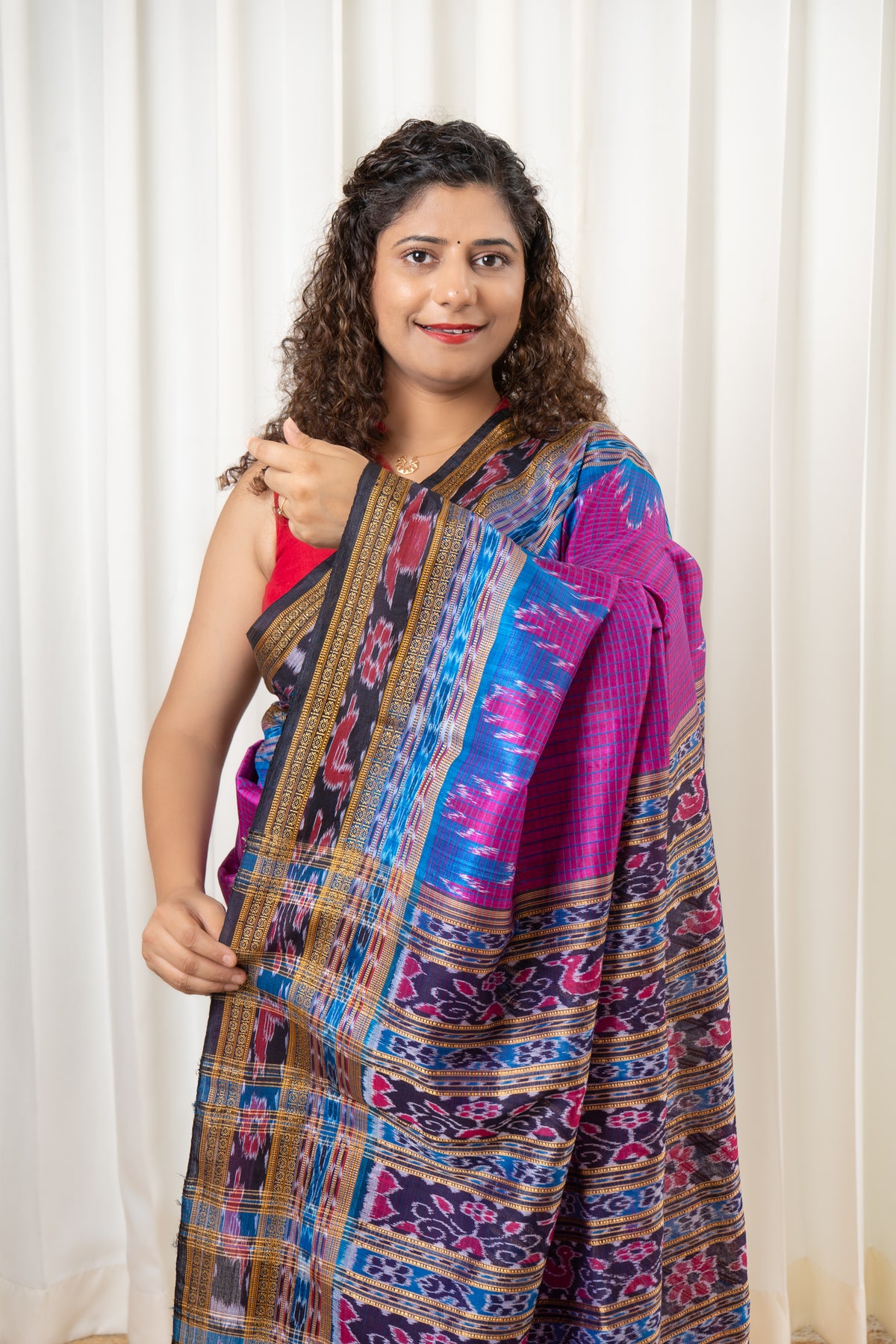 Sachipaar Khandua Silk Saree: Magenta