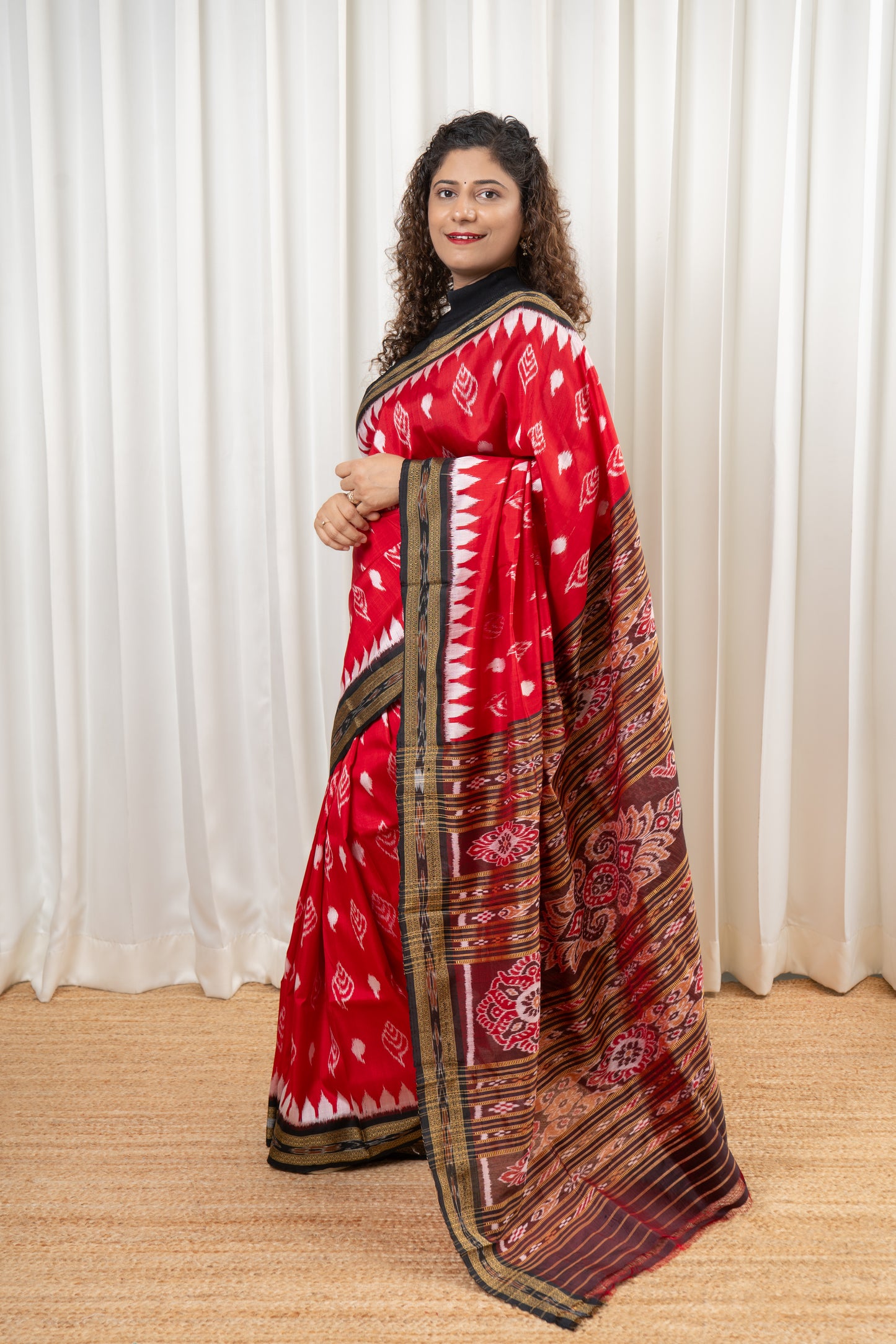 Odisha Ikkat Khandua Silk Saree - Red