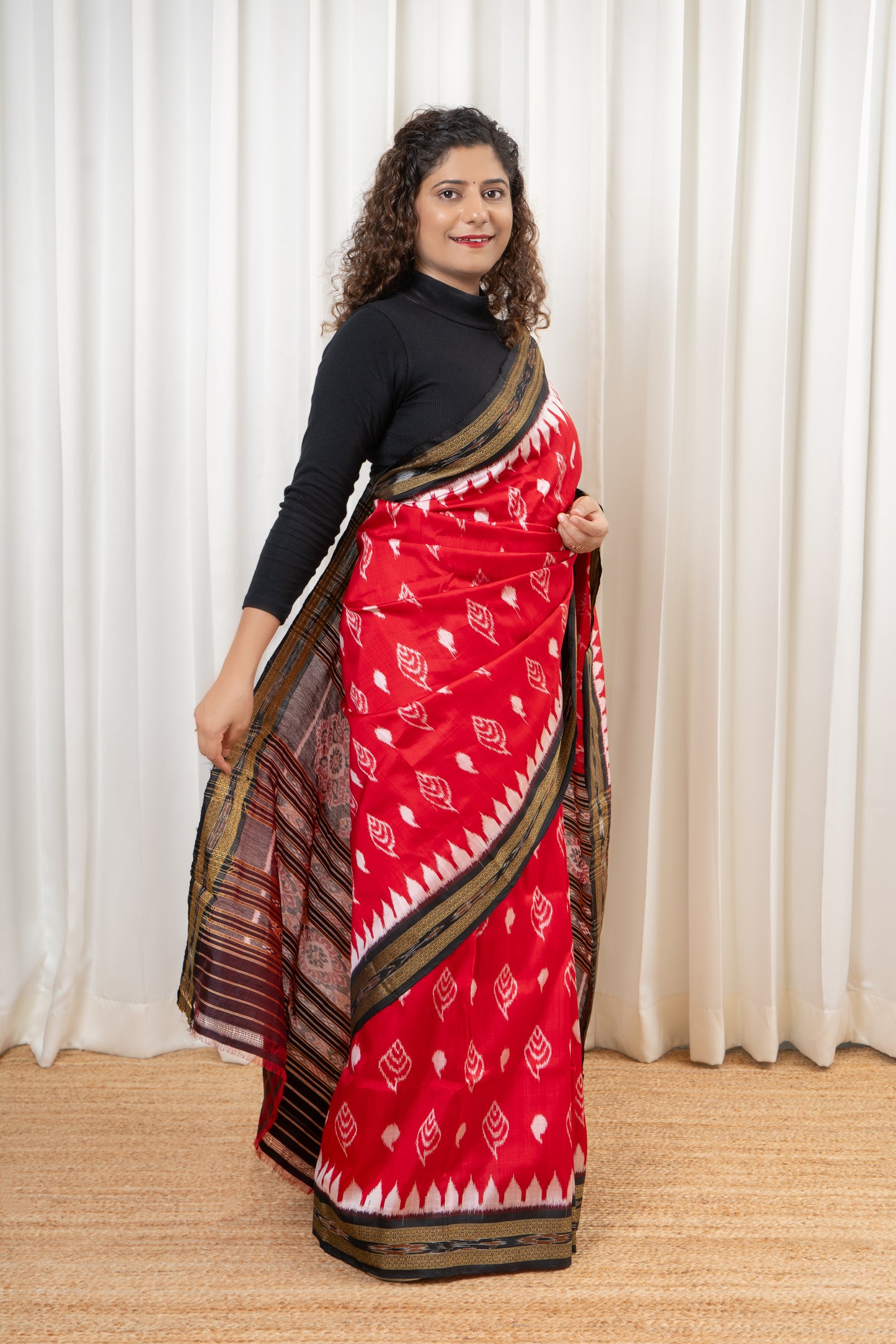Odisha Ikkat Khandua Silk Saree - Red